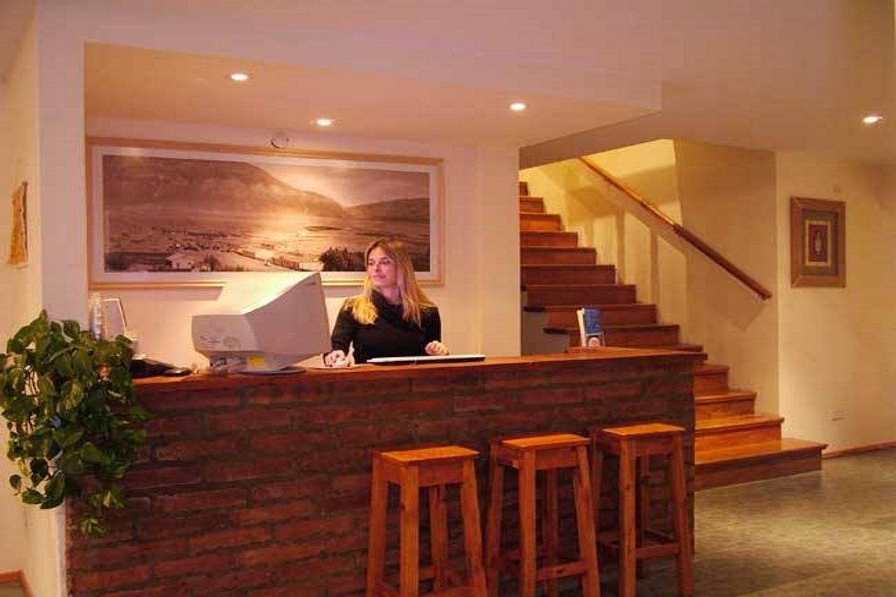 Hosteria Puerto San Julian El Calafate Exteriör bild