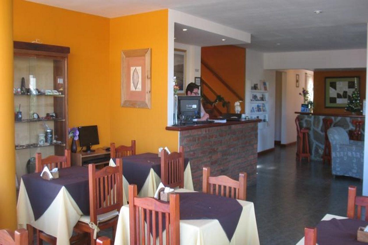 Hosteria Puerto San Julian El Calafate Exteriör bild